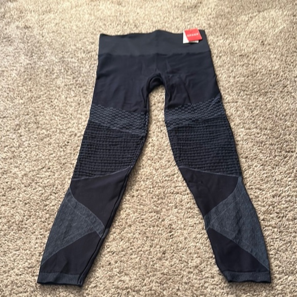 Spanx Leggings size M